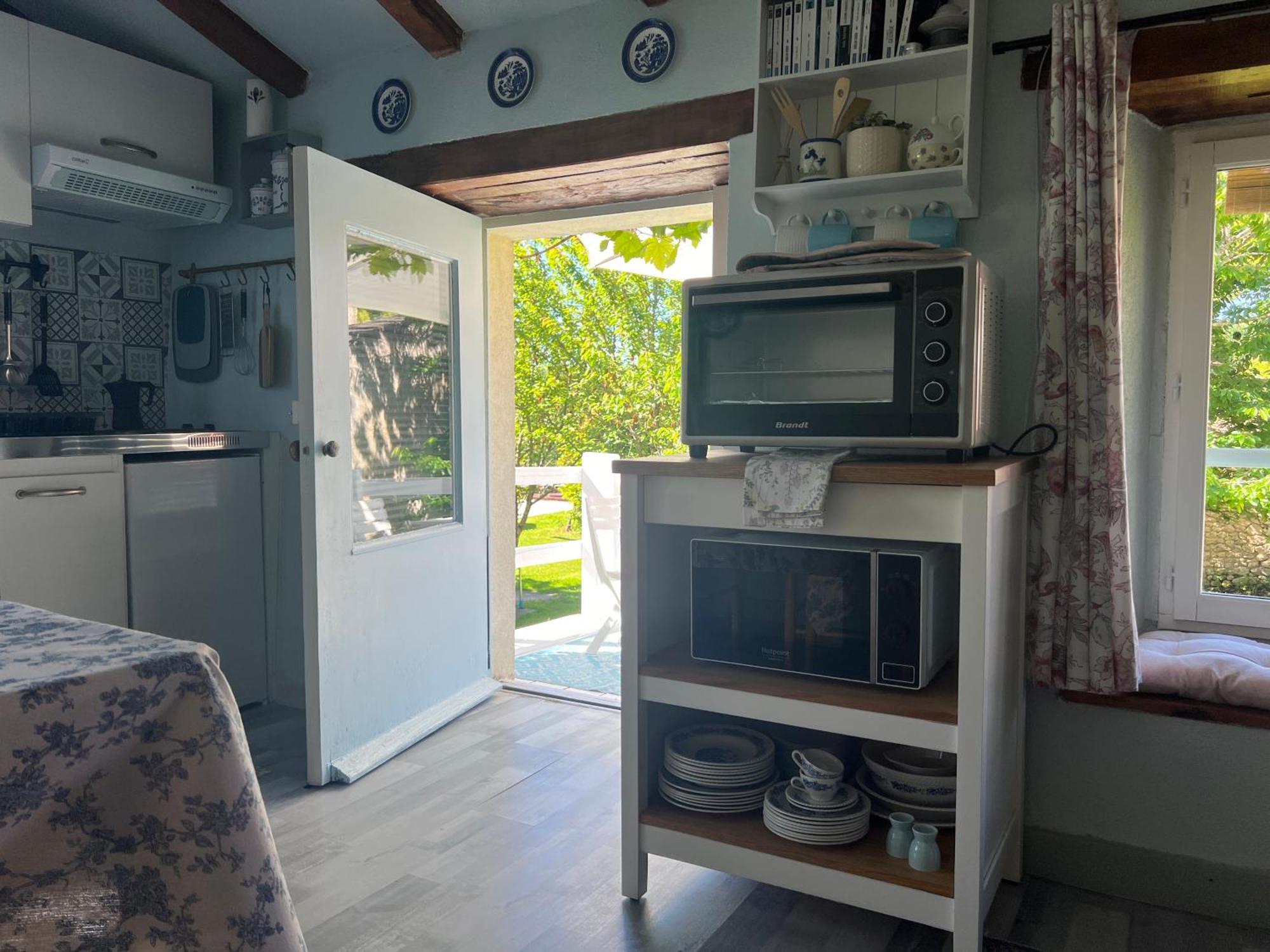La Colline De Tilleul - Les Deux Puits - Cosy Cottage With Swimming Pool Near Aubeterre Saint-Romain  Extérieur photo